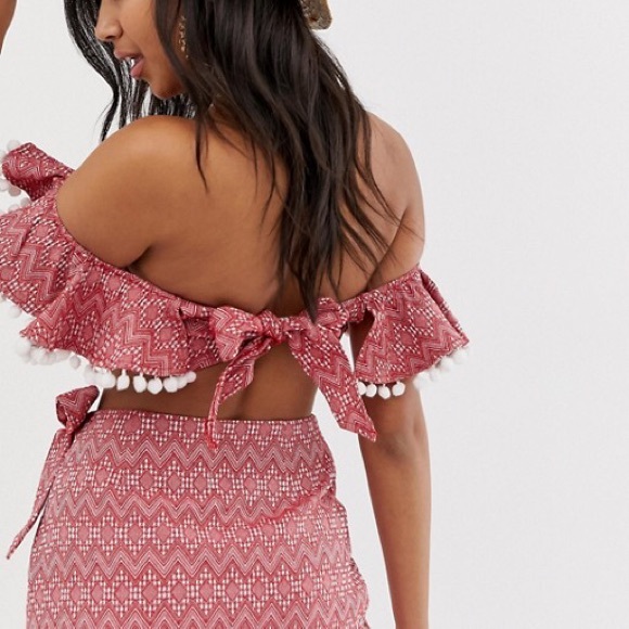 🍒🍒ASOS Pom Pom Two Piece Set🍒🍒 - Picture 3 of 8